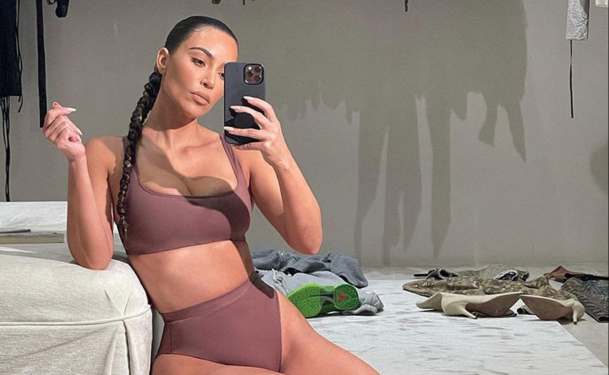 Kim Kardashian: Μιλάει για την ψωρίασή της και μας δείχνει φωτογραφίες με τα σημάδια στο σώμα της