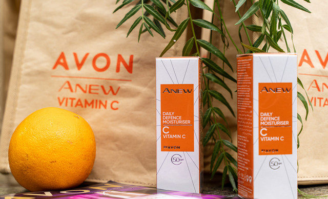 Avon Anew Vitamin C Glow Power:  αντιοξειδωτική προστασία για όλη την ημέρα