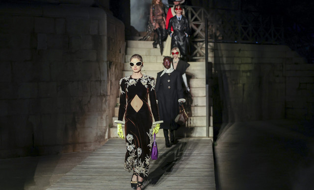 Gucci Cosmogonie: Ο Alessandro Michele δημιούργησε ένα μεσαιωνικό παραμύθι για την Resort 2023 συλλογή του οίκου