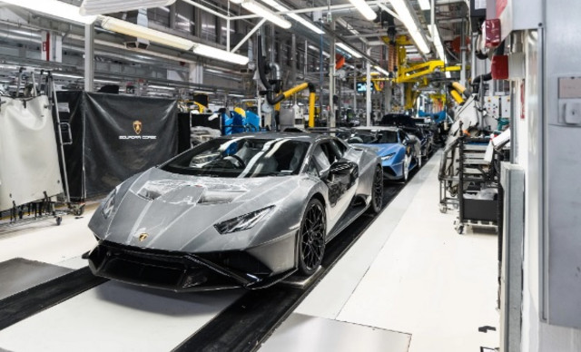 Η Lamborghini γίνεται 60 ετών