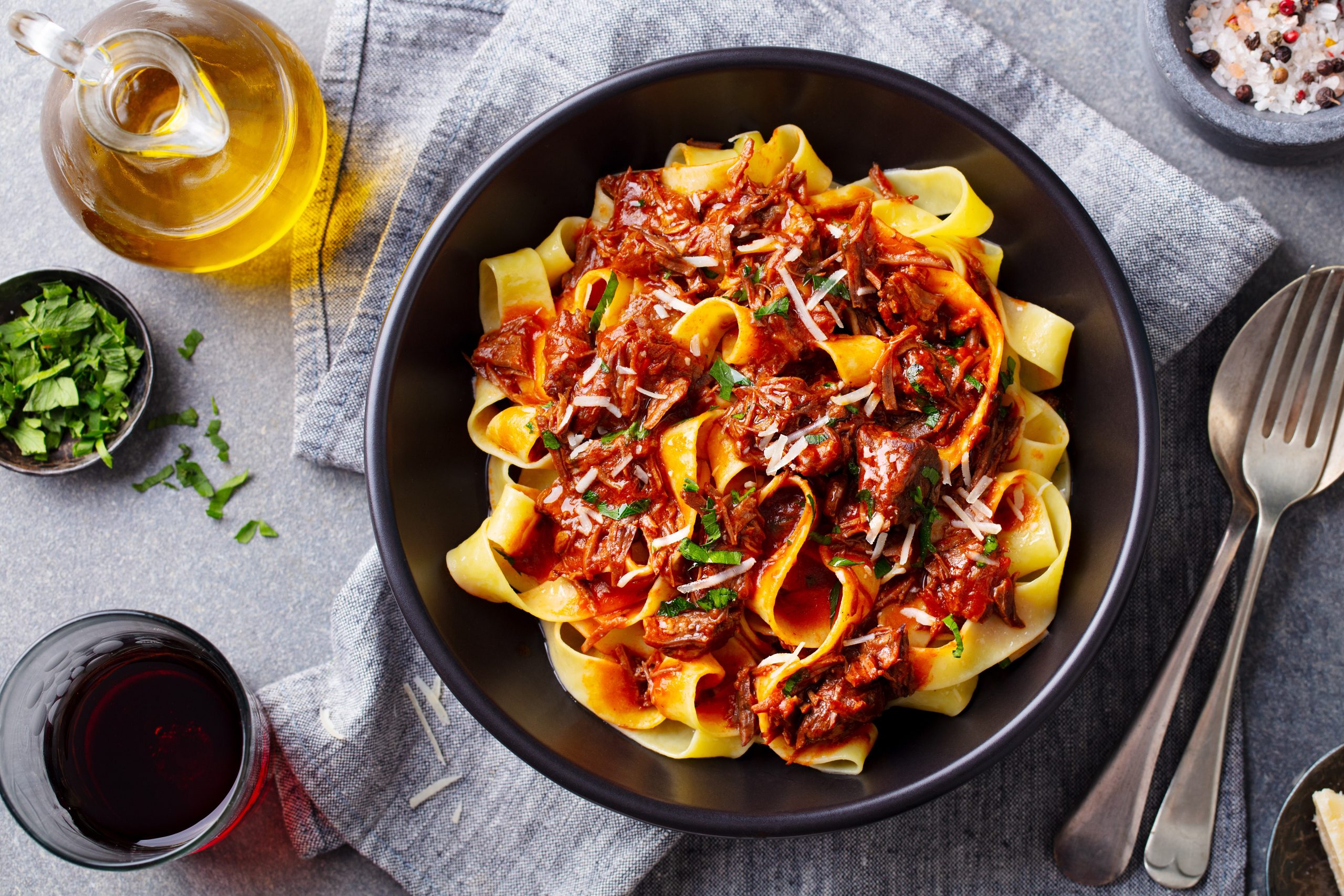 Vegan bolognese με παρμεζάνα από κάσιους