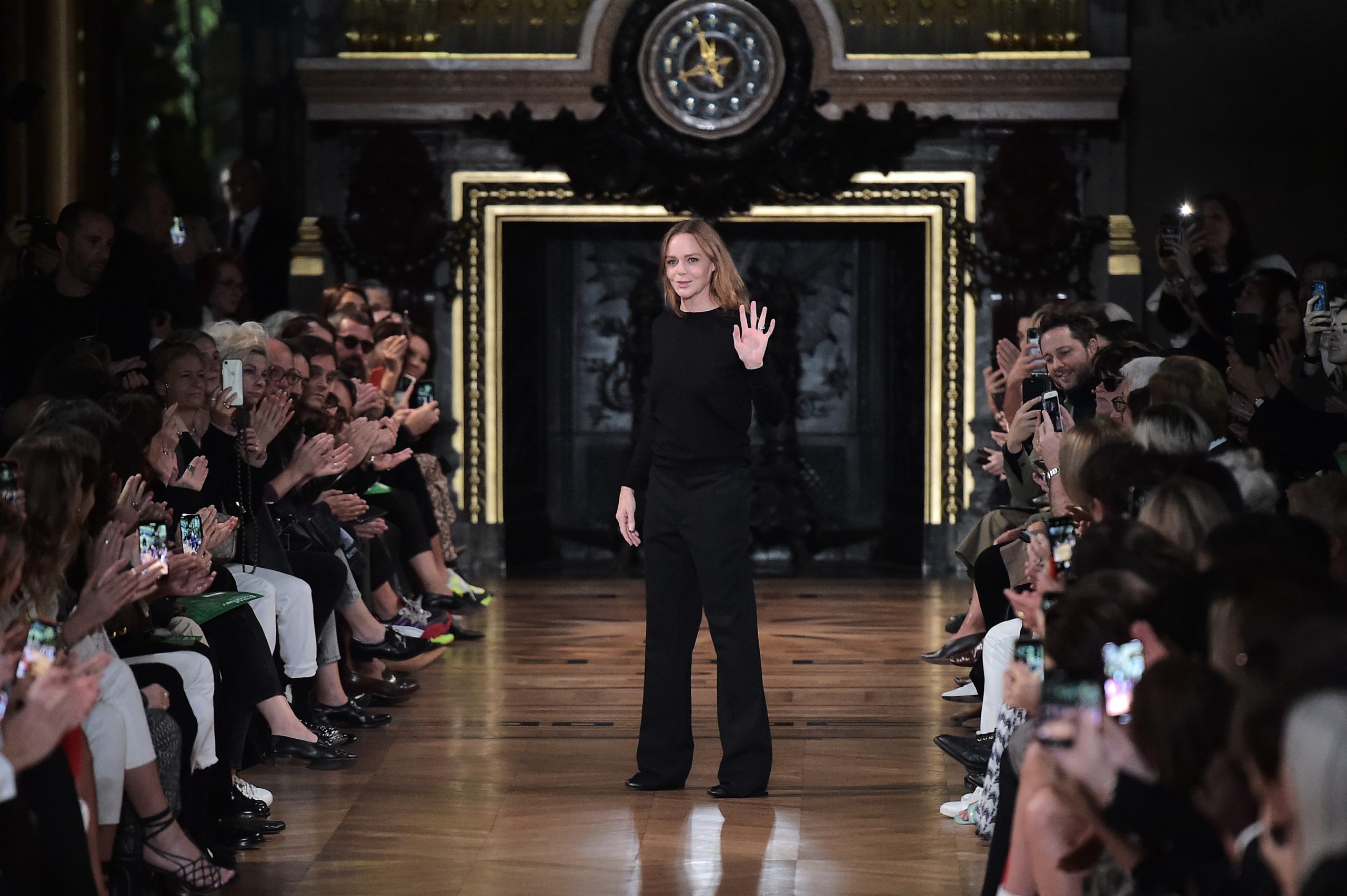 Stella McCartney F/W 2021: Ανακάλυψε τη νέα της οικολογική συλλογή