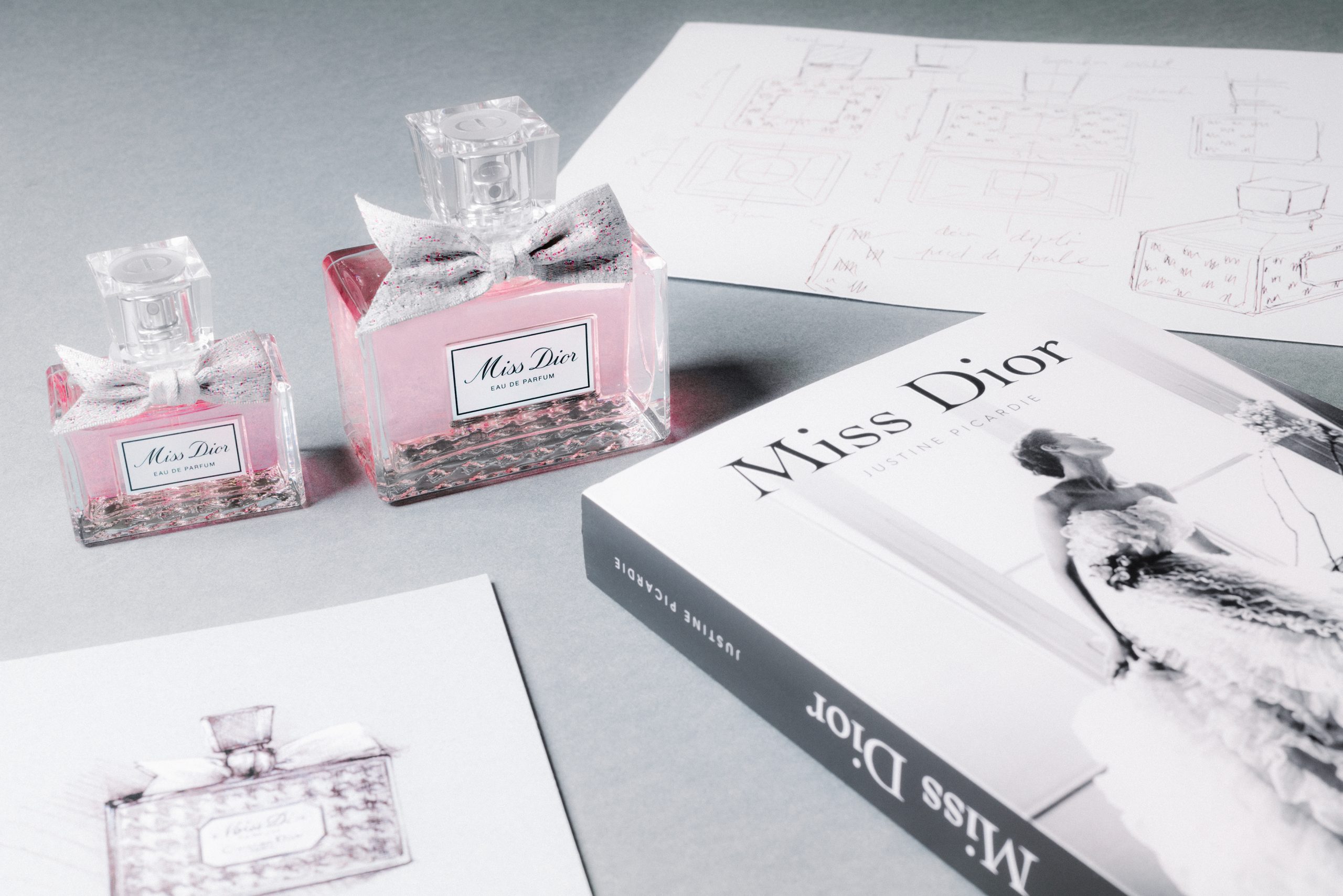 “A Story of Courage and Couture”: H Miss Dior…  έγινε βιβλίο.