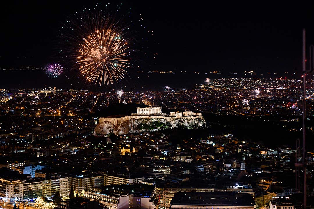 Χριστούγεννα στην Αθήνα με φώτα και εκδηλώσεις στο κέντρο και στις γειτονιές!