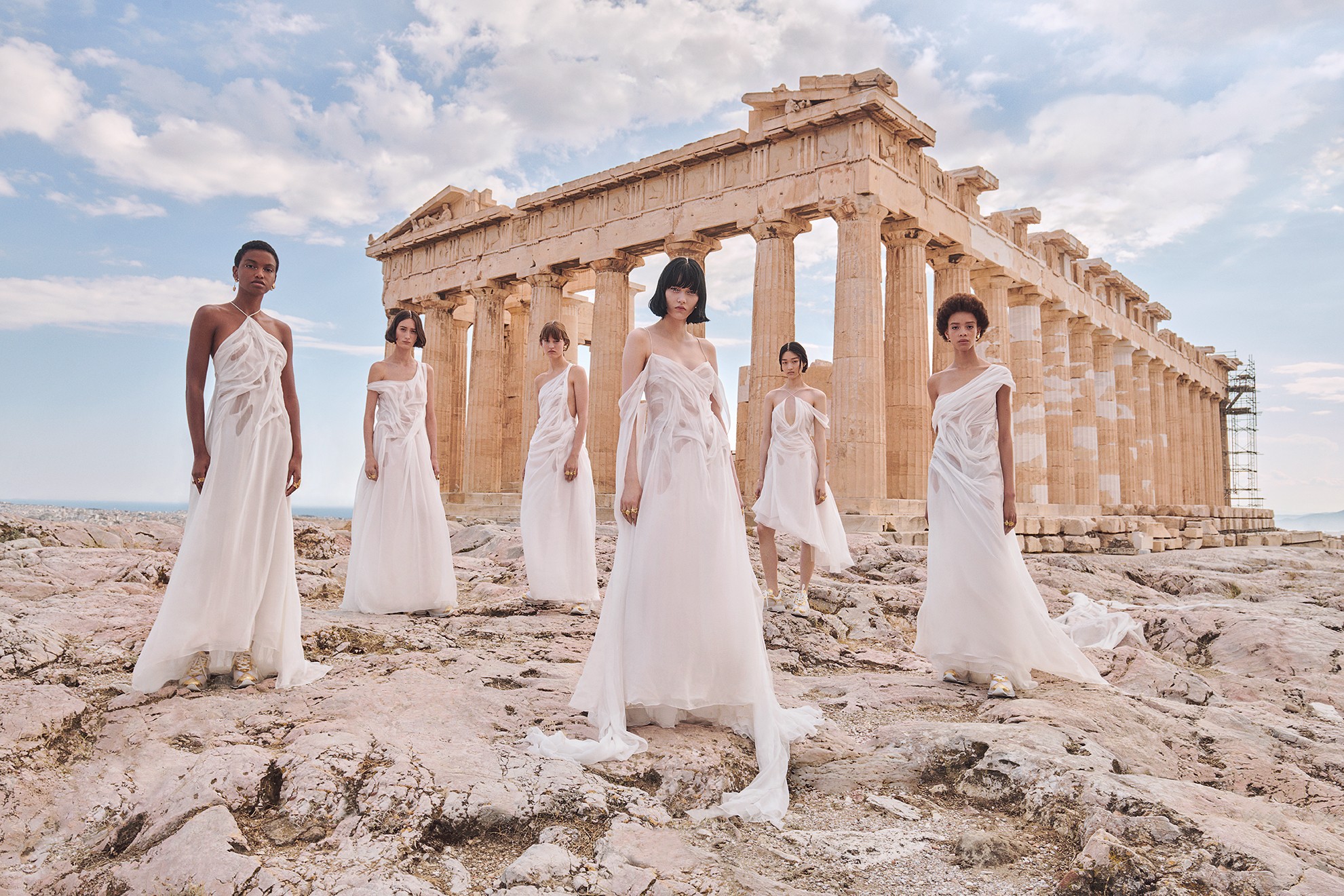 Dior Cruise 2022: Ο οίκος Dior επιστρέφει στην Ακρόπολη μετά από 70 χρόνια