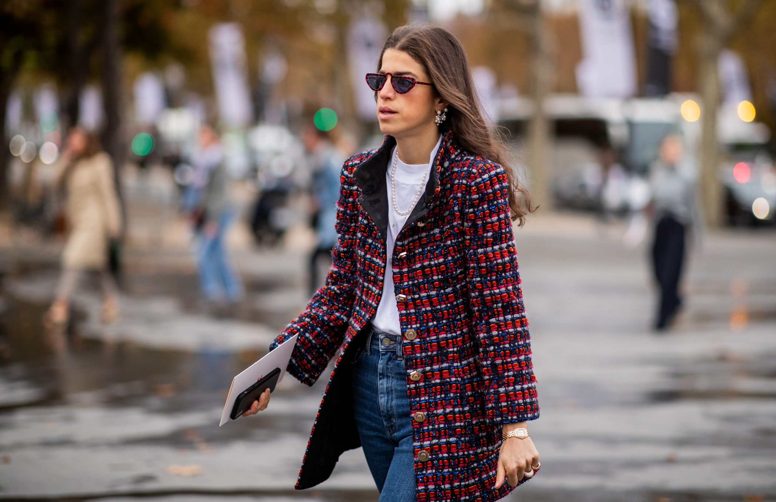 How to Style: Αυτός είναι ο πιο updated τρόπος να φορέσεις το tweed σακάκι σου τώρα