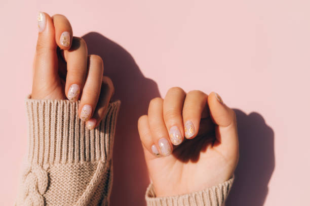 Manicure 2022: Δυο νέα trends στα νύχια από την  Betina Goldstein