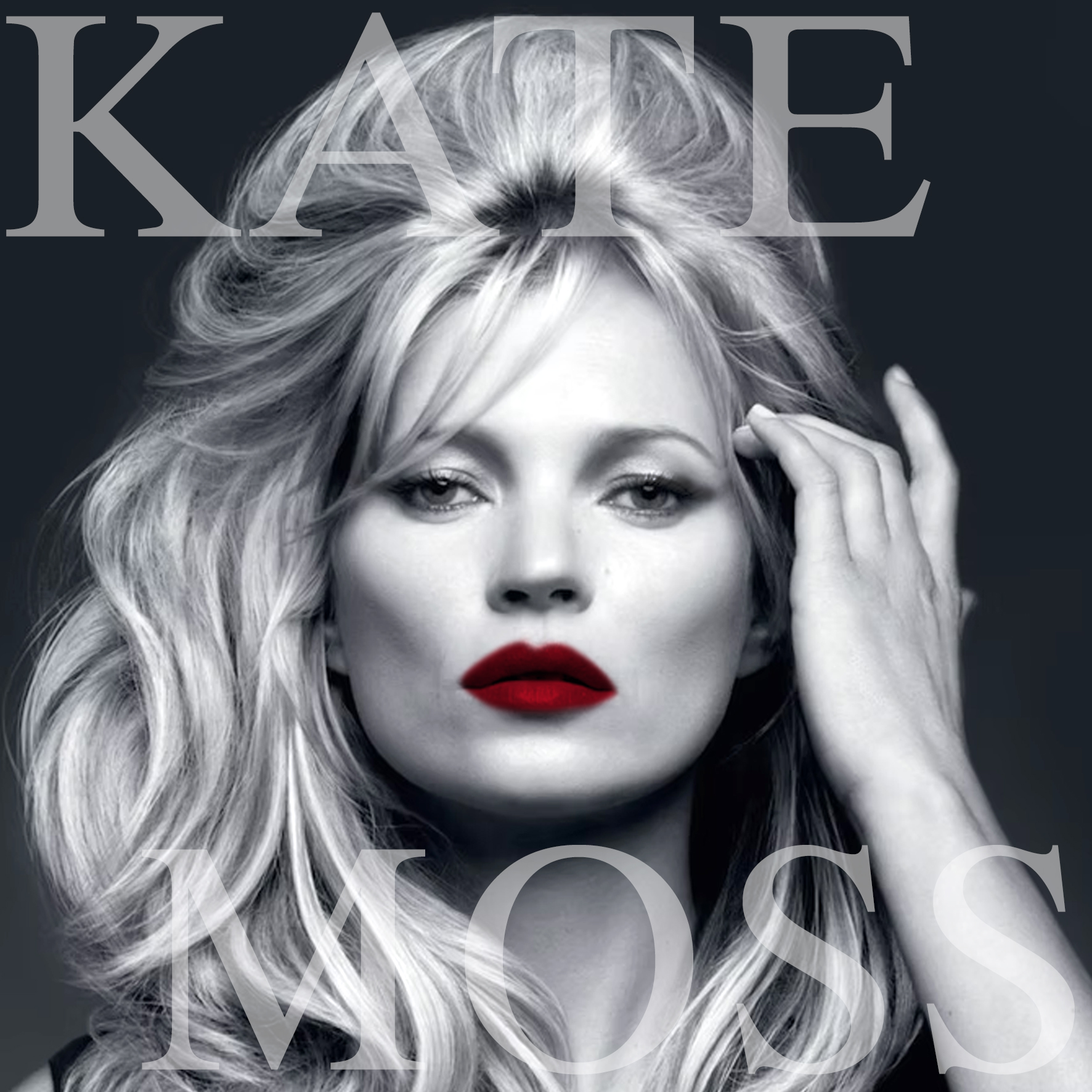 Kate Moss: To super model που άλλαξε τη μόδα για πάντα κλείνει τα 48 της χρόνια