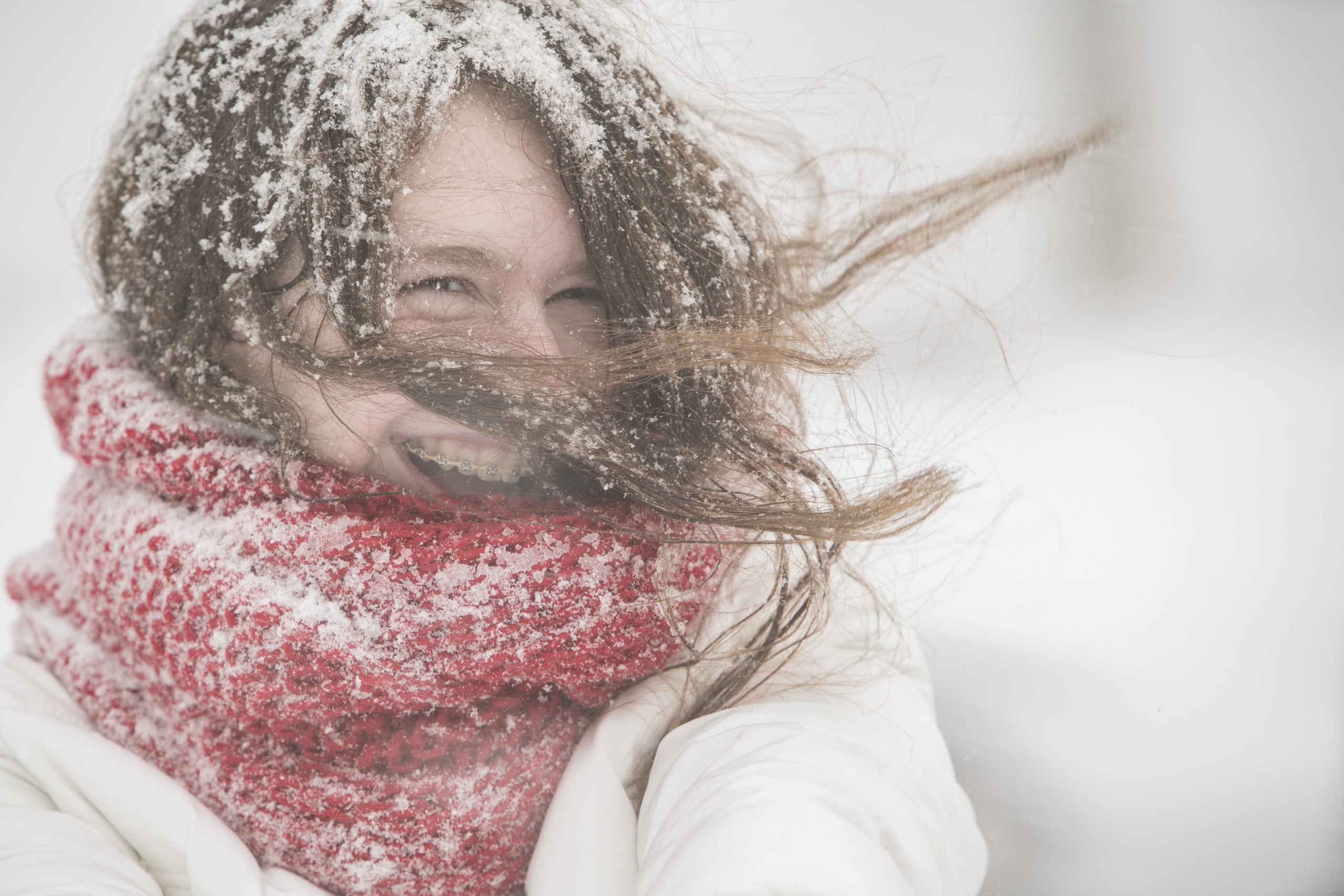 Χιόνια & φριζαρισμένα μαλλιά: Τρόποι αντιμετώπισης