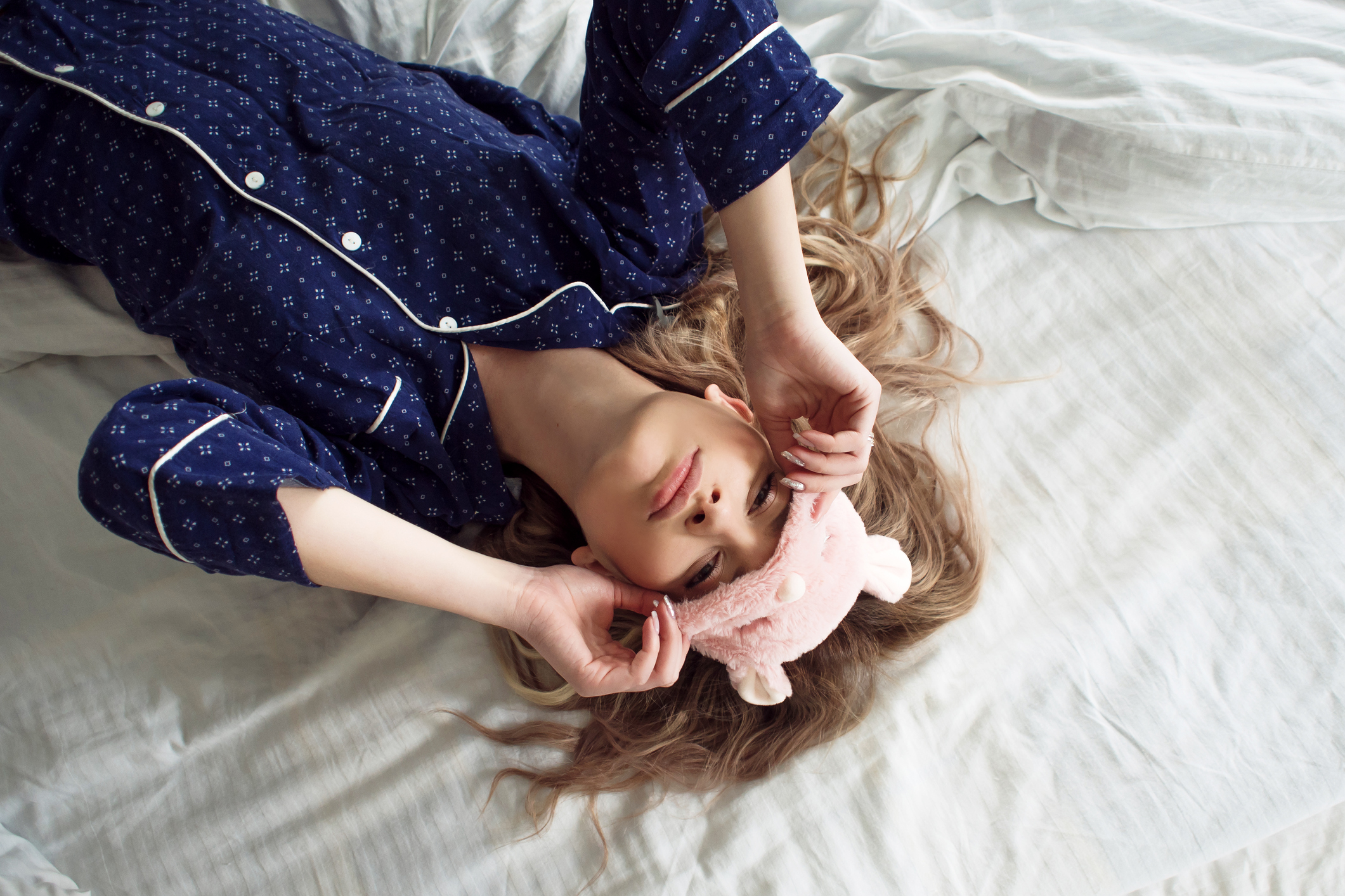 Μήπως οι πιτζάμες σου καταστρέφουν τον ύπνο σου; Μια ειδικός "ύπνου" εξηγεί το γιατί!