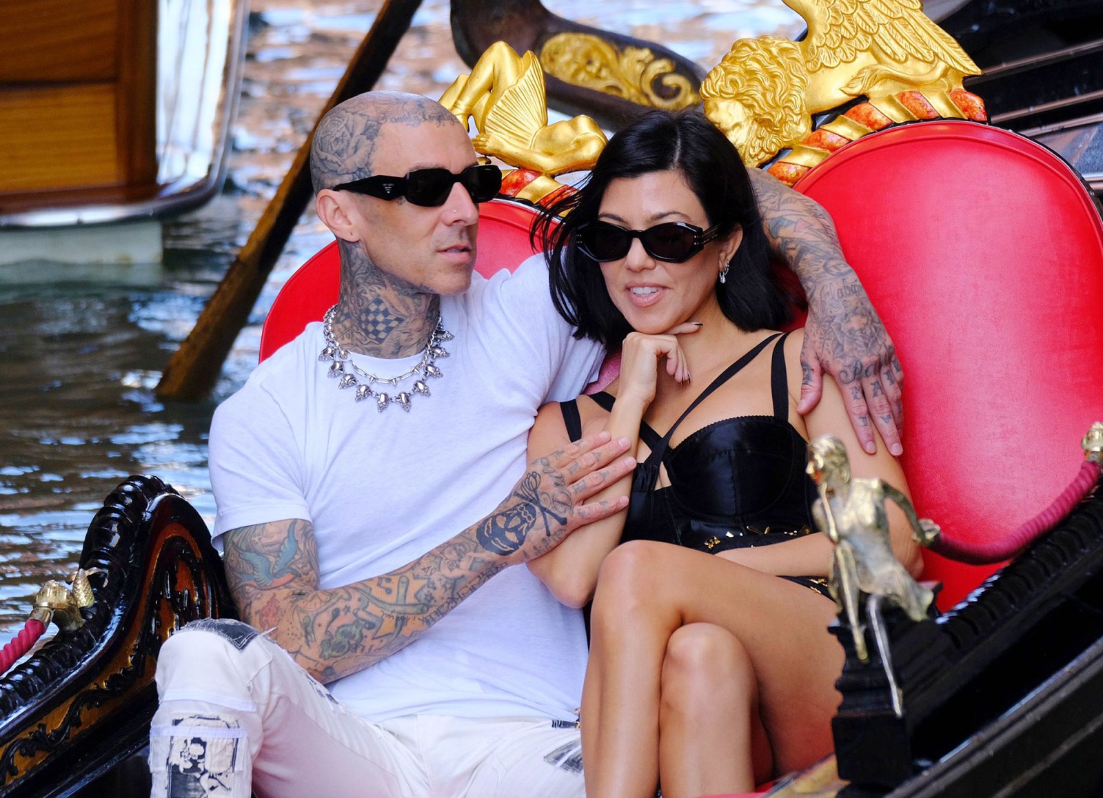 Kourtney Kardashian και Travis Barker: Έτσι γιόρτασαν την Ημέρα του Αγίου Βαλεντίνου