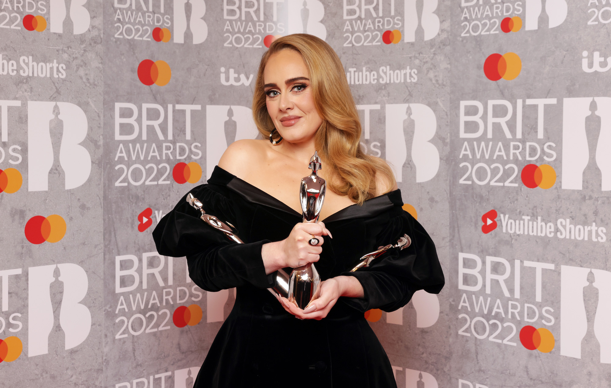 Brit Awards 2022: Η μεγάλη νικήτρια Adele και η λαμπερή τελετή