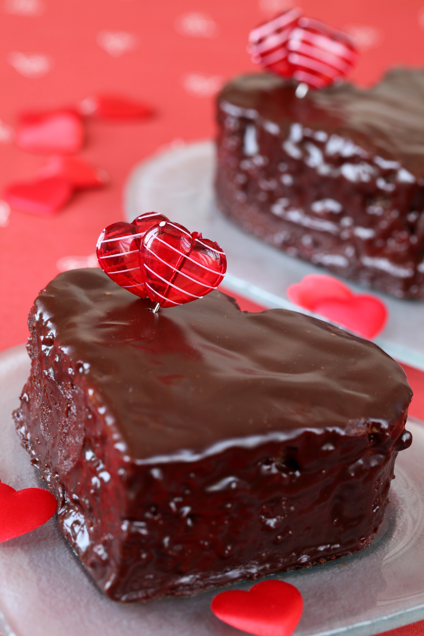 Valentine's cake: Η πιο εύκολη τούρτα σοκολάτας για να σας... ερωτευτεί