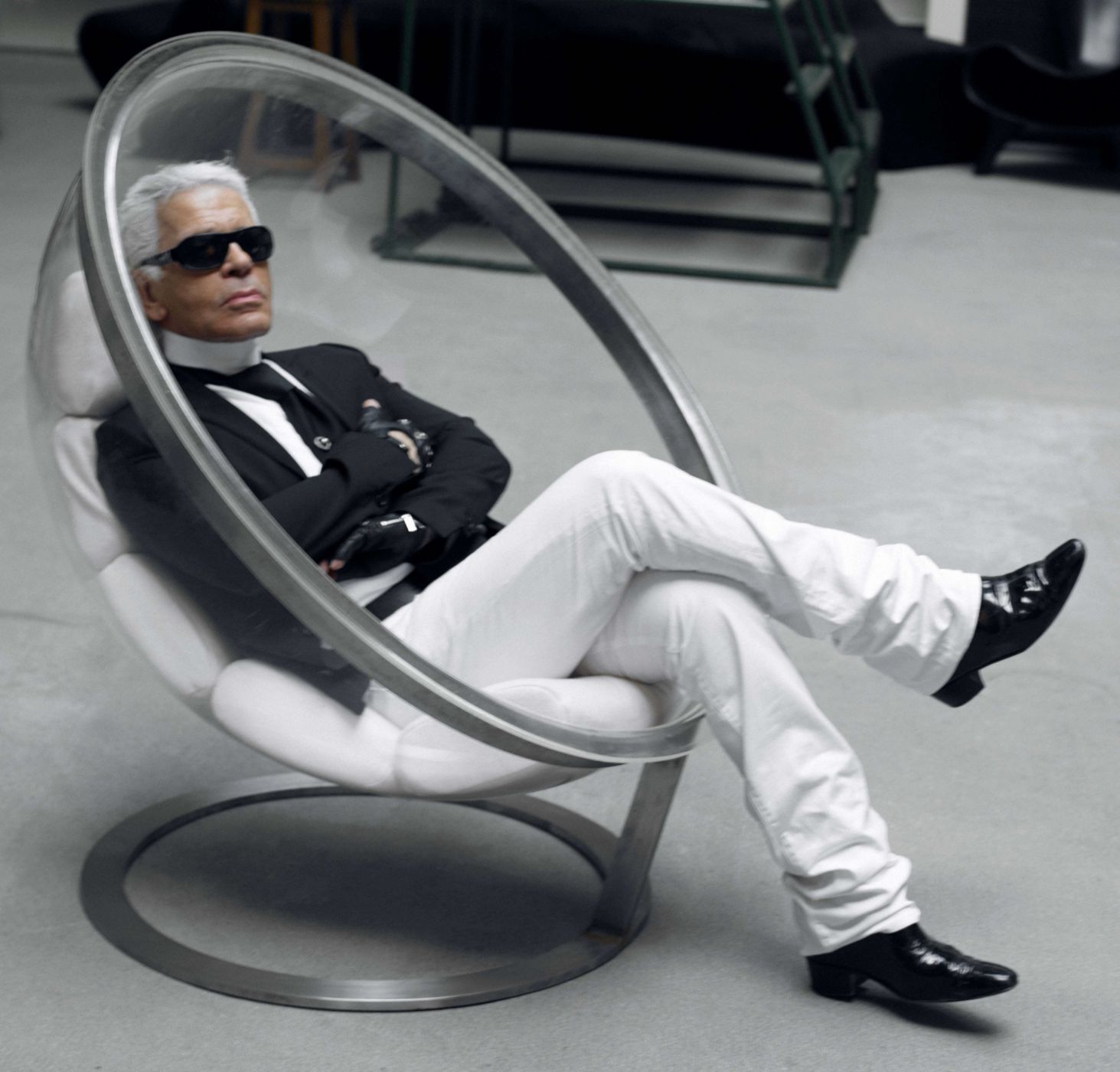 Karl Lagerfeld: Ο άνθρωπος που άλλαξε τη Μόδα αλλά ποτέ τον εαυτό του 