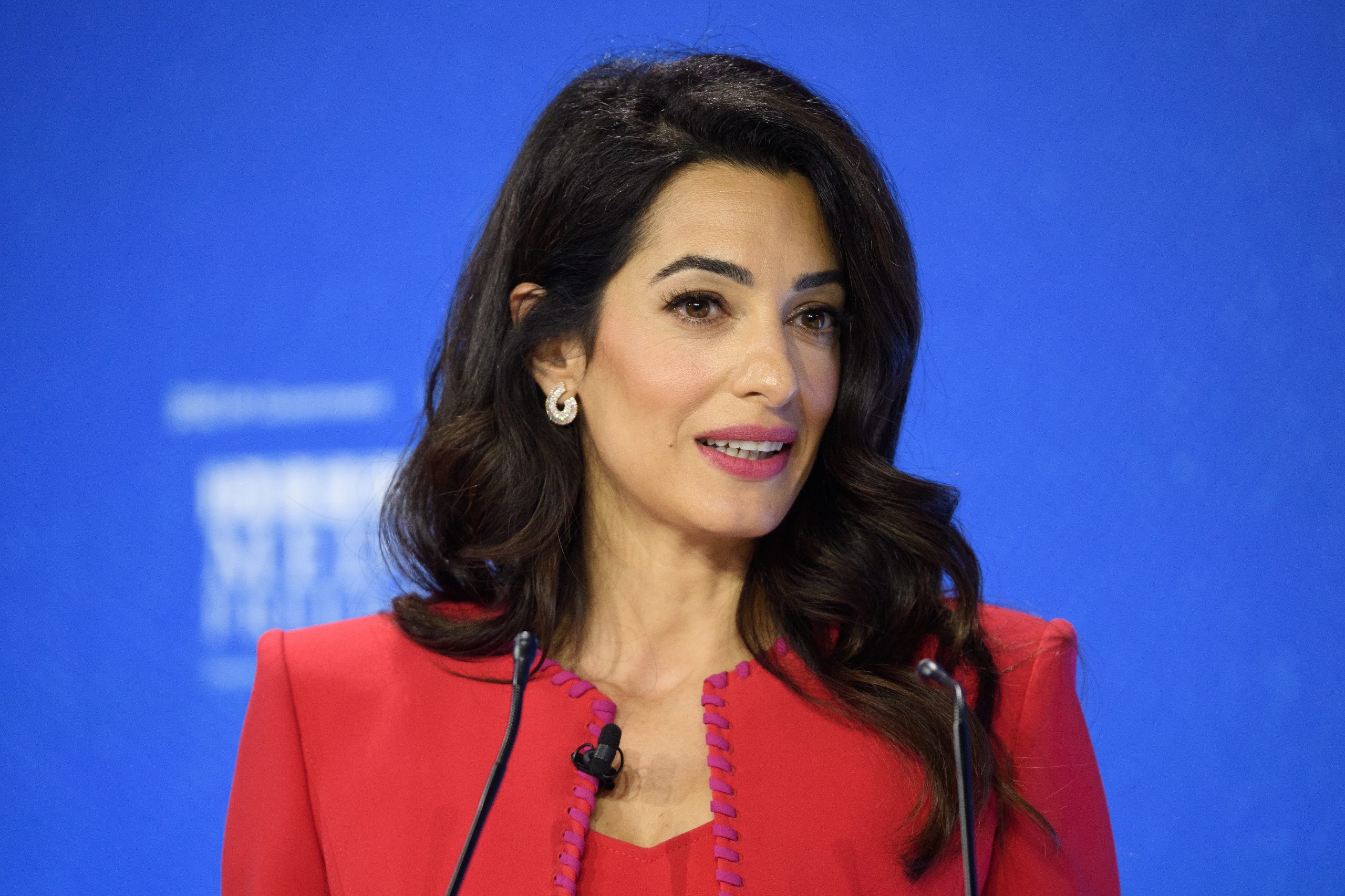 Η Amal Clooney στις 12 γυναίκες της χρονιάς για το περιοδικό TIME- το ηχηρό της μήνυμα στις γυναίκες