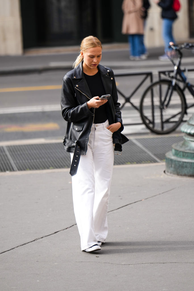 Λευκό παντελόνι: 10 ιδέες για να το βάλεις στη ζωή σου