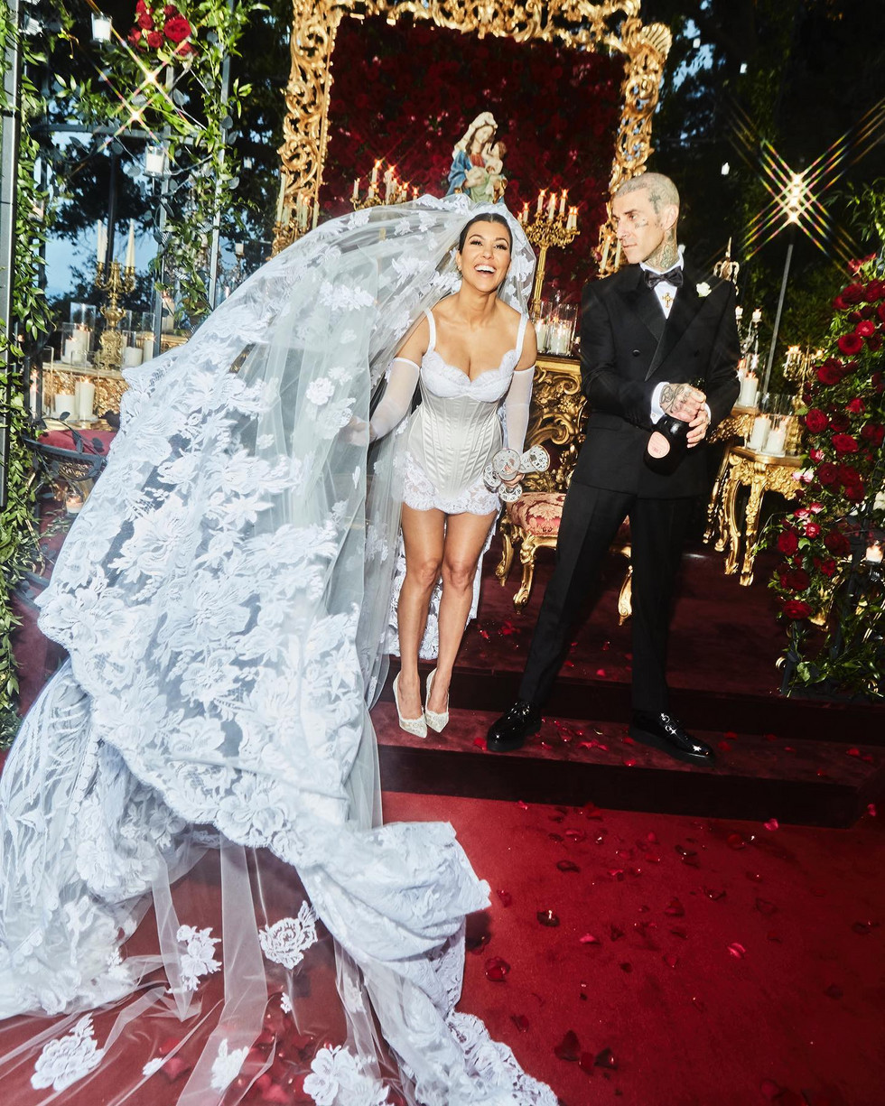 Caitlyn Jenner: Σοκαρισμένη που δεν καλέστηκε στο γάμο της Kourtney Kardashian και του Travis Barker