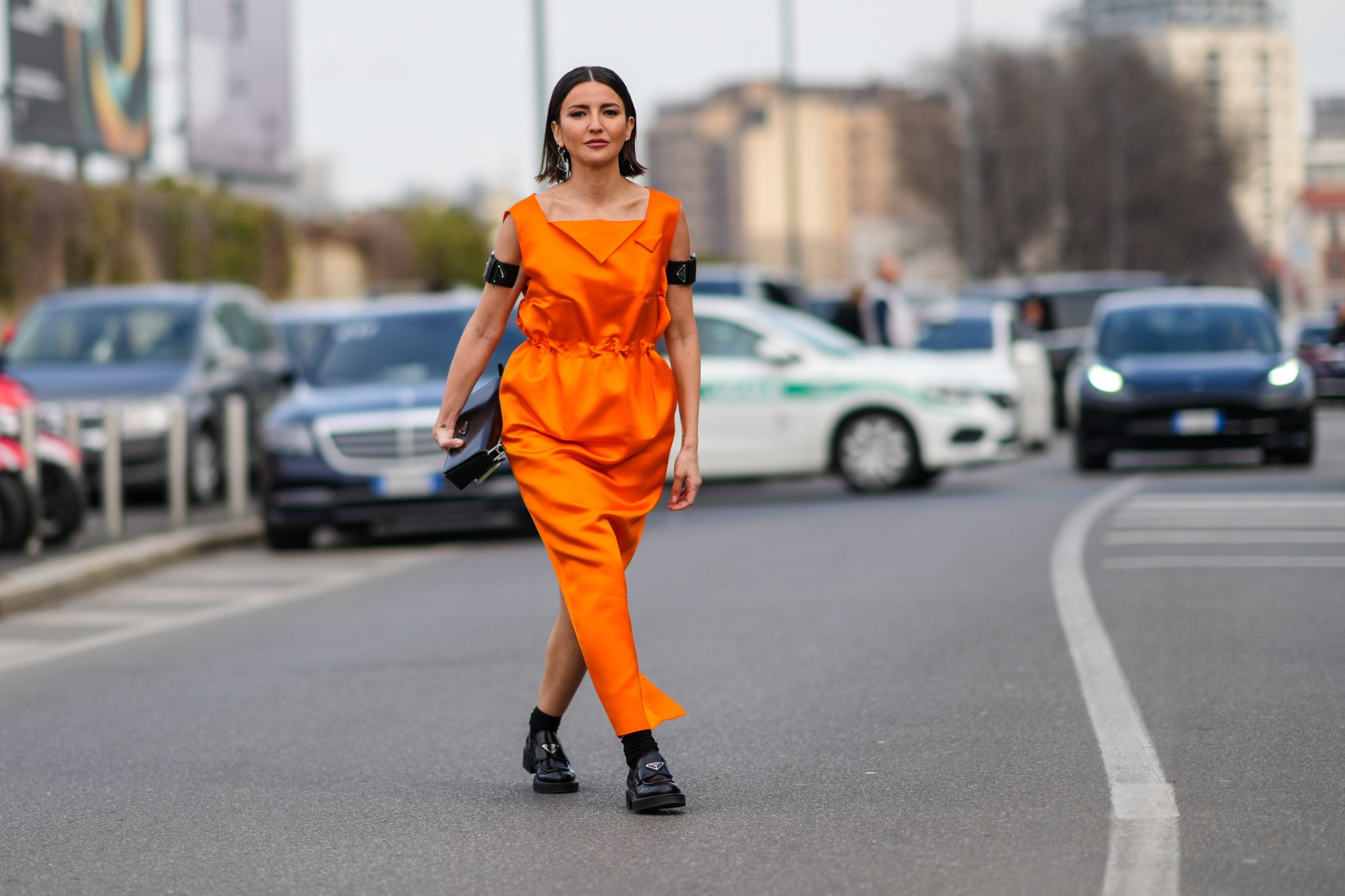 12 tangerine κομμάτια για να φορέσεις το πιο cool χρώμα του καλοκαιριού, το πορτοκαλί!