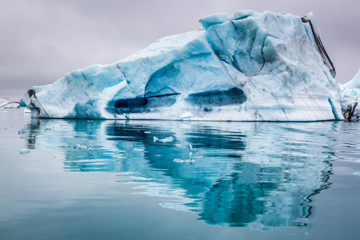 Κλιματική αλλαγή: Πώς τα κρυμμένα σε παγετώνες μικρόβια μπορούν να πυροδοτήσουν νέες πανδημίες
