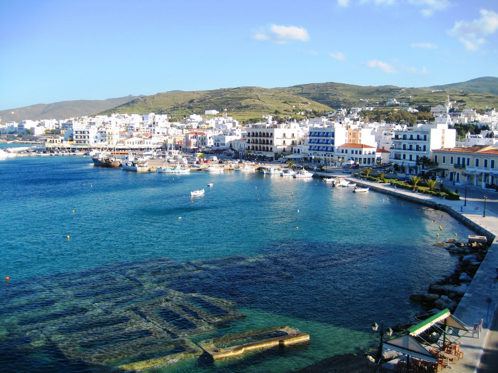 Τήνος: μια ντόπια μας ξεναγεί!