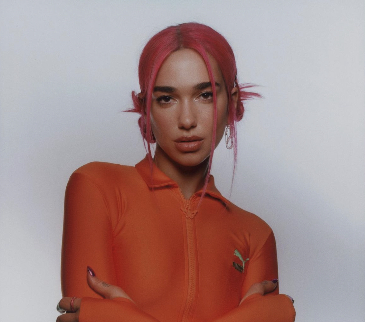 Dua Lipa: Η hot αλλαγή στα μαλλιά της σε έντονη pink απόχρωση!