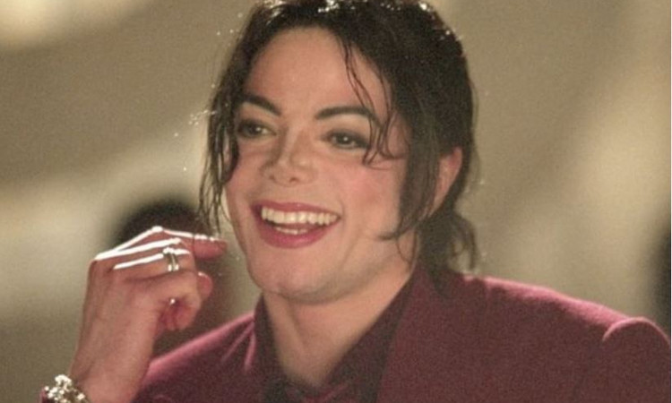 Michael Jackson: Τα σπανια στιγμιότυπα του σε ρόλο μπαμπά- Ξεχωρίζει μία από τις τελευταίες φωτογραφίες του
