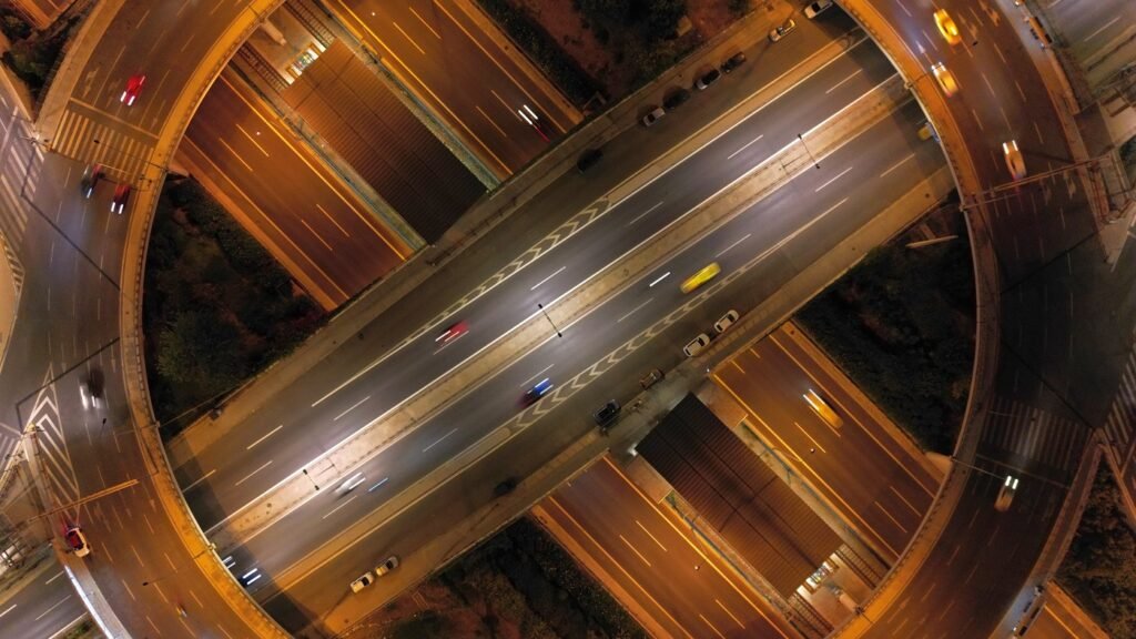 “Smart Cities”: η τεχνολογία για την Αττική για να επιλέγουμε δρόμους με λιγότερη κίνηση