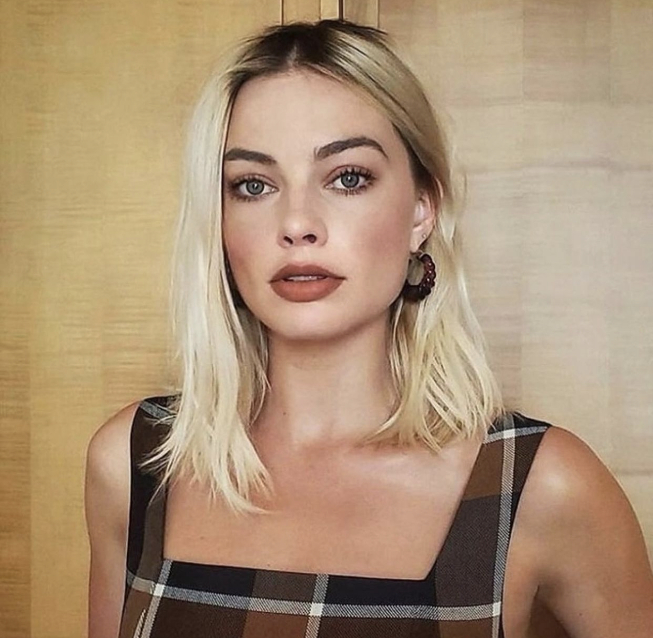 Margot Robbie: Εθεάθη να φεύγει κλαίγοντας από το σπίτι της Cara Delevingne