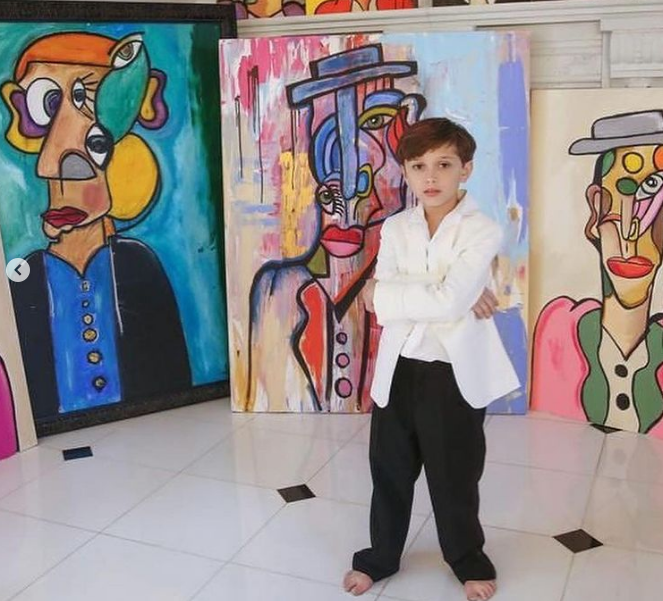 Ποιος είναι ο 10χρονος Πικάσο που οι πίνακές του αξίζουν χιλιάδες δολάρια;