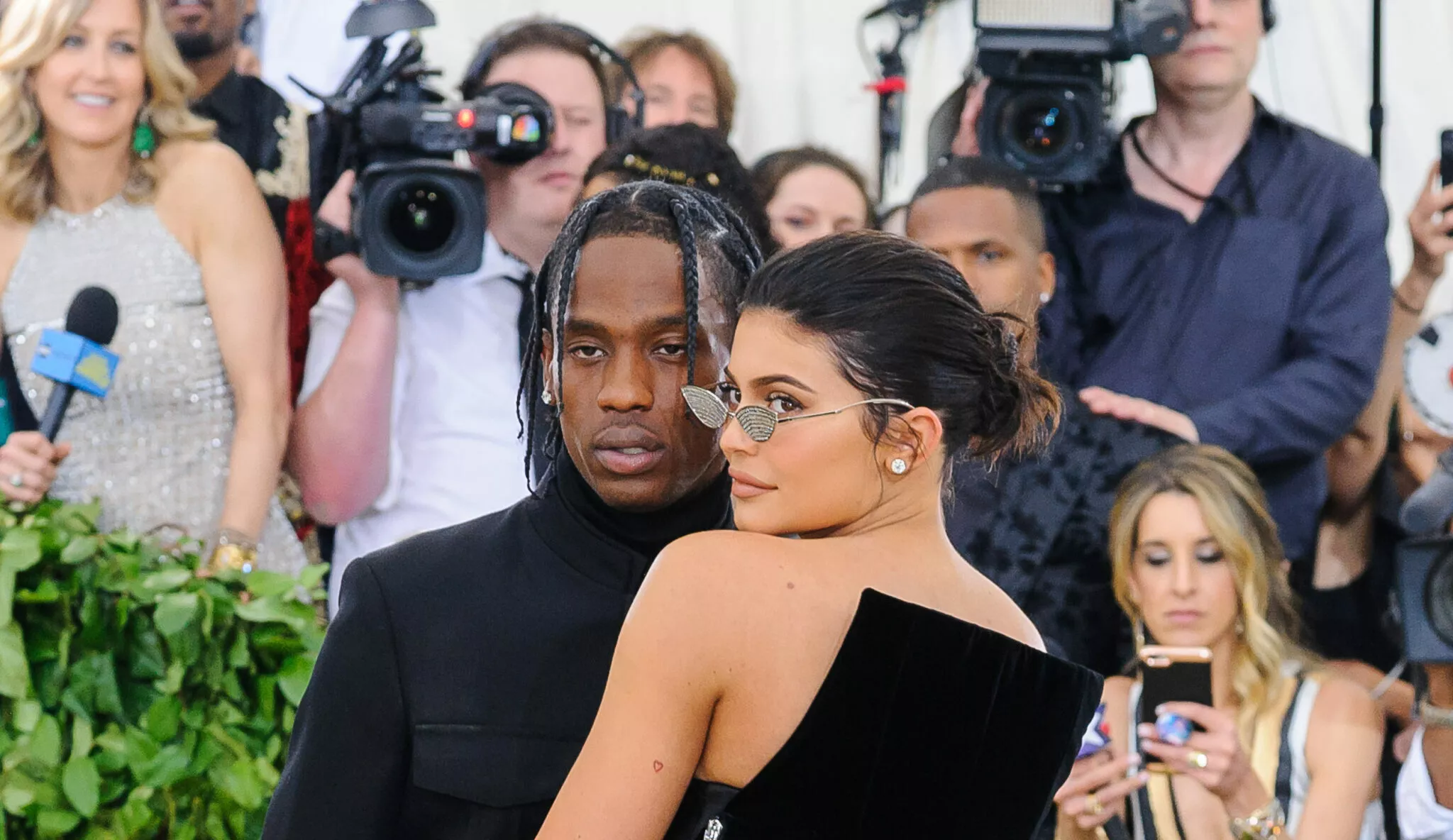 Kylie Jenner: Έξαλλη και πάλι η κοινή γνώμη μαζί της – Πήραν ξεχωριστά ιδιωτικά jet με τον Travis Scott για να πάνε στο ίδιο σημείο