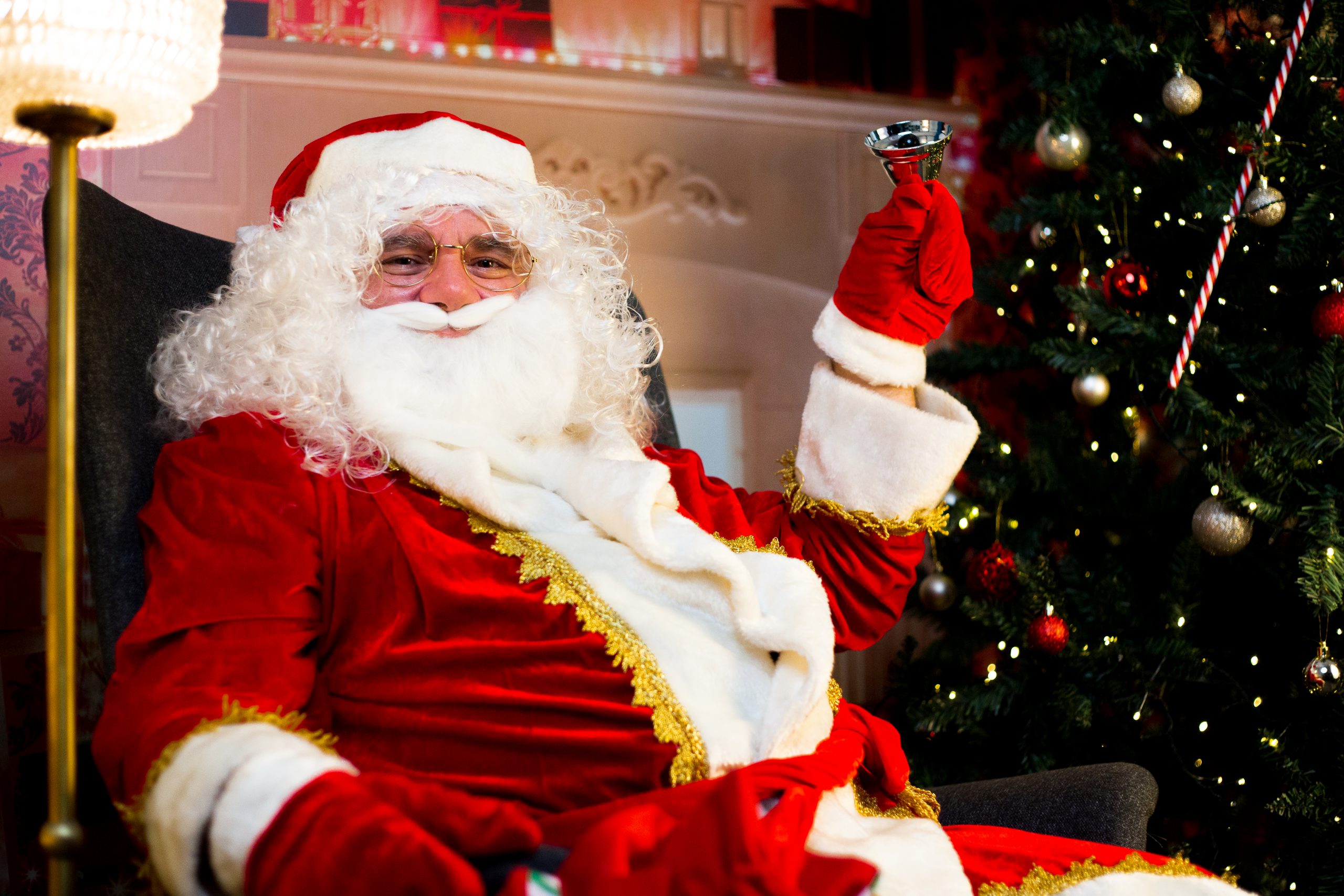 Starfan feat. Santa Claus: Ο Άγιος Βασίλης είναι εδώ. Χαρίστε το πιο παραμυθένιο δώρο στους  μικρούς (και μεγάλους) αγαπημένους