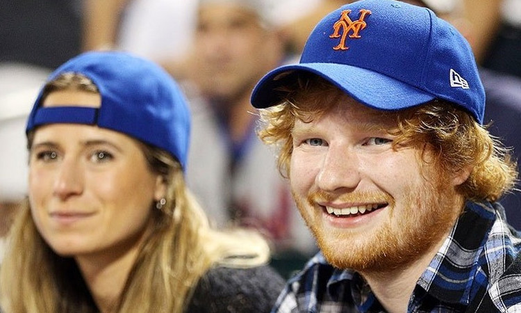 Ed Sheeran: «Η έγκυος σύζυγός μου είχε όγκο» – Η μάχη του με τις σκοτεινές σκέψεις και την κατάθλιψη