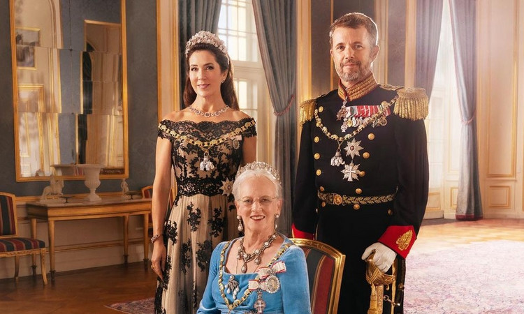 Η βασίλισσα Μαργαρίτα αποκάλυψε τον πραγματικό λόγο που αφαίρεσε τους τίτλους από τα εγγόνια της