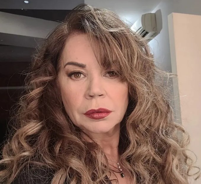 Ελένη Δήμου για Νότη Σφακιανάκη: «Έκανε τραγικά λάθη, καλό θα του κάνει η απομόνωση»