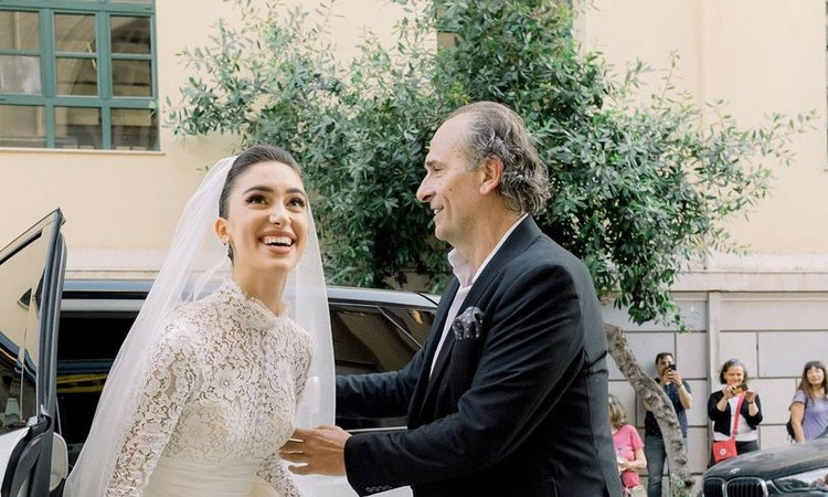 Άννα Πρέλεβιτς: Το βίντεο με τον πατέρα της από τον γάμο της – Χορεύουν σαν pop stars