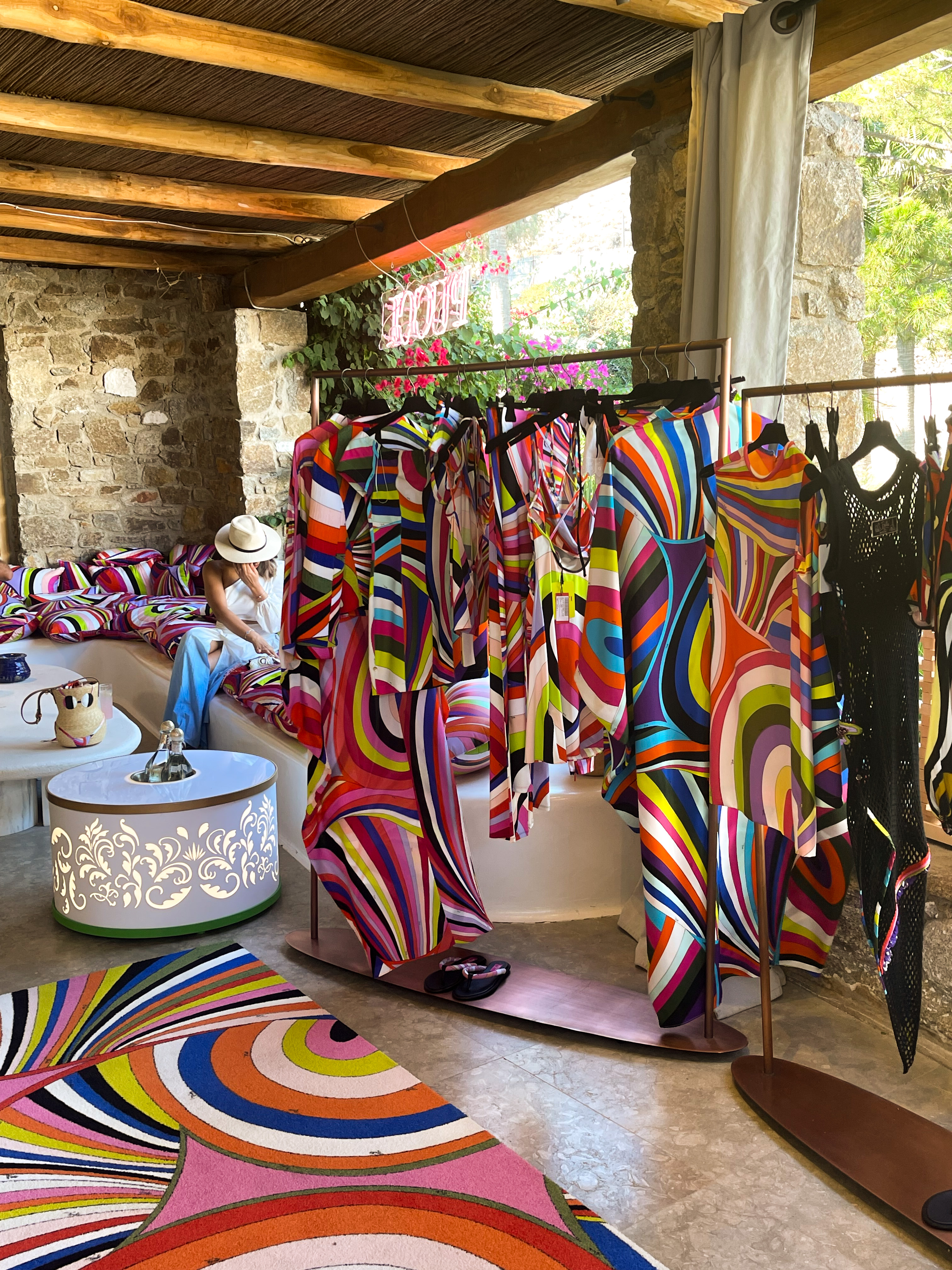 PUCCI x Luisa Beach Mykonos: Νέο pop up store στο Nammos Village