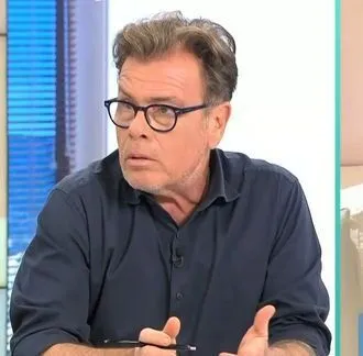 Δημήτρης Παπανώτας για Ρούλα Κορομηλά: «Εμείς δεν είχαμε από πίσω 5 εκδότες να μας προστατεύουν -Είναι η λιγότερο “χτυπημένη”»