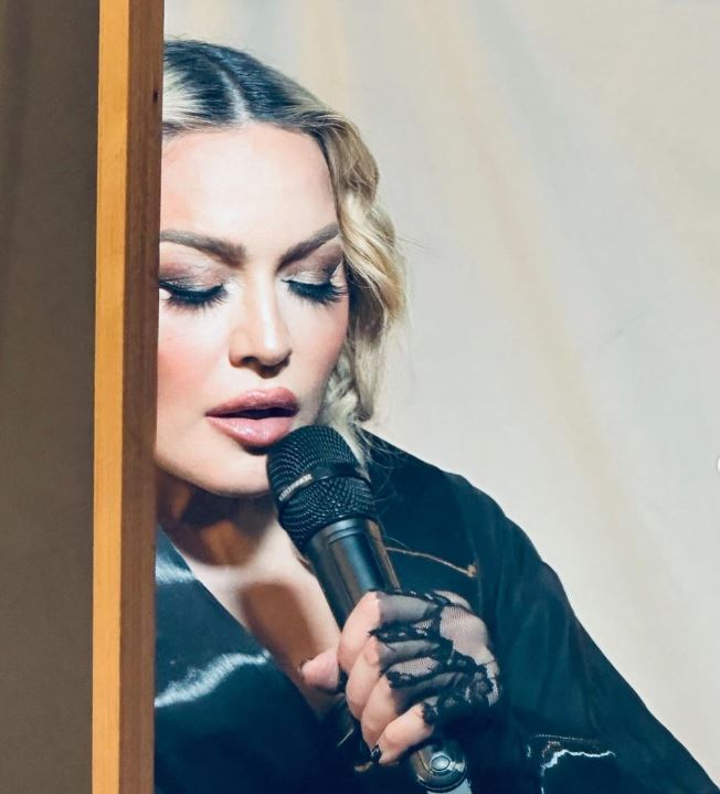 Η αποκάλυψη της Madonna κατά τη διάρκεια της συναυλίας της: «Ήμουν σε κώμα για 48 ώρες»