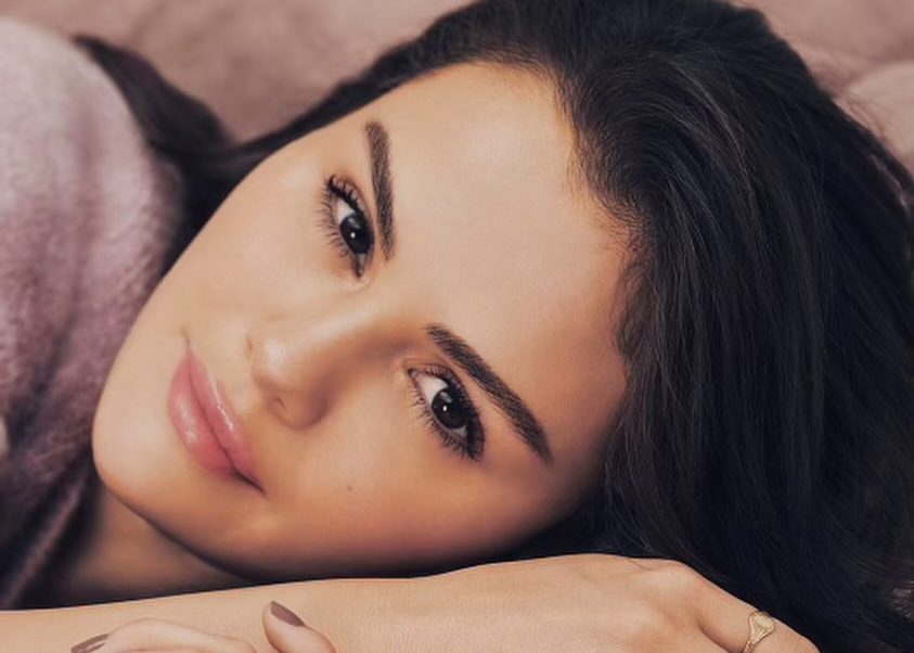 Selena Gomez: Τα story της είναι μία ωδή στο body positivity