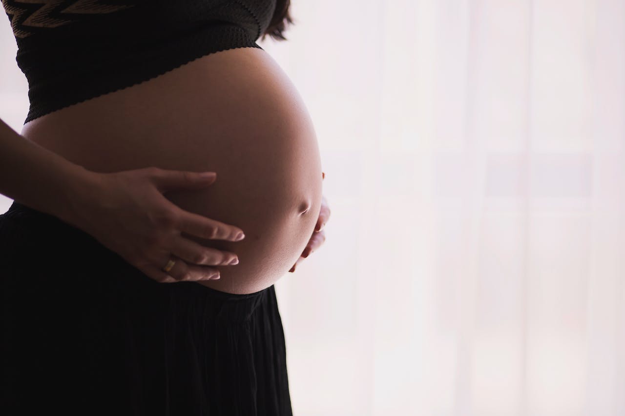Baby boom! Έγκυος στο πρώτο της παιδί πρωταγωνίστρια του «Έρωτα Φυγά» -Οι φωτογραφίες με φουσκωμένη κοιλίτσα!