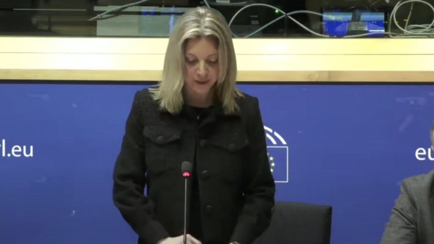 «Τα παιδιά μας δεν ήθελαν να πεθάνουν»: Η  Μαρία Καρυστιανού μίλησε στο Ευρωκοινοβούλιο για τα Τέμπη και συγκλόνισε