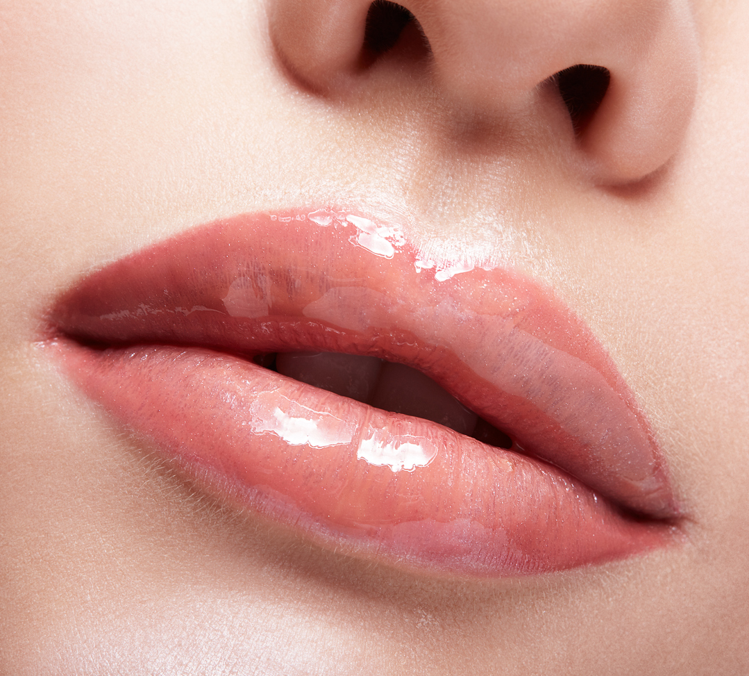 Lip filler: Αλλάζει ο τρόπος που φιλάς όταν έχεις σαρκώδη χείλη;