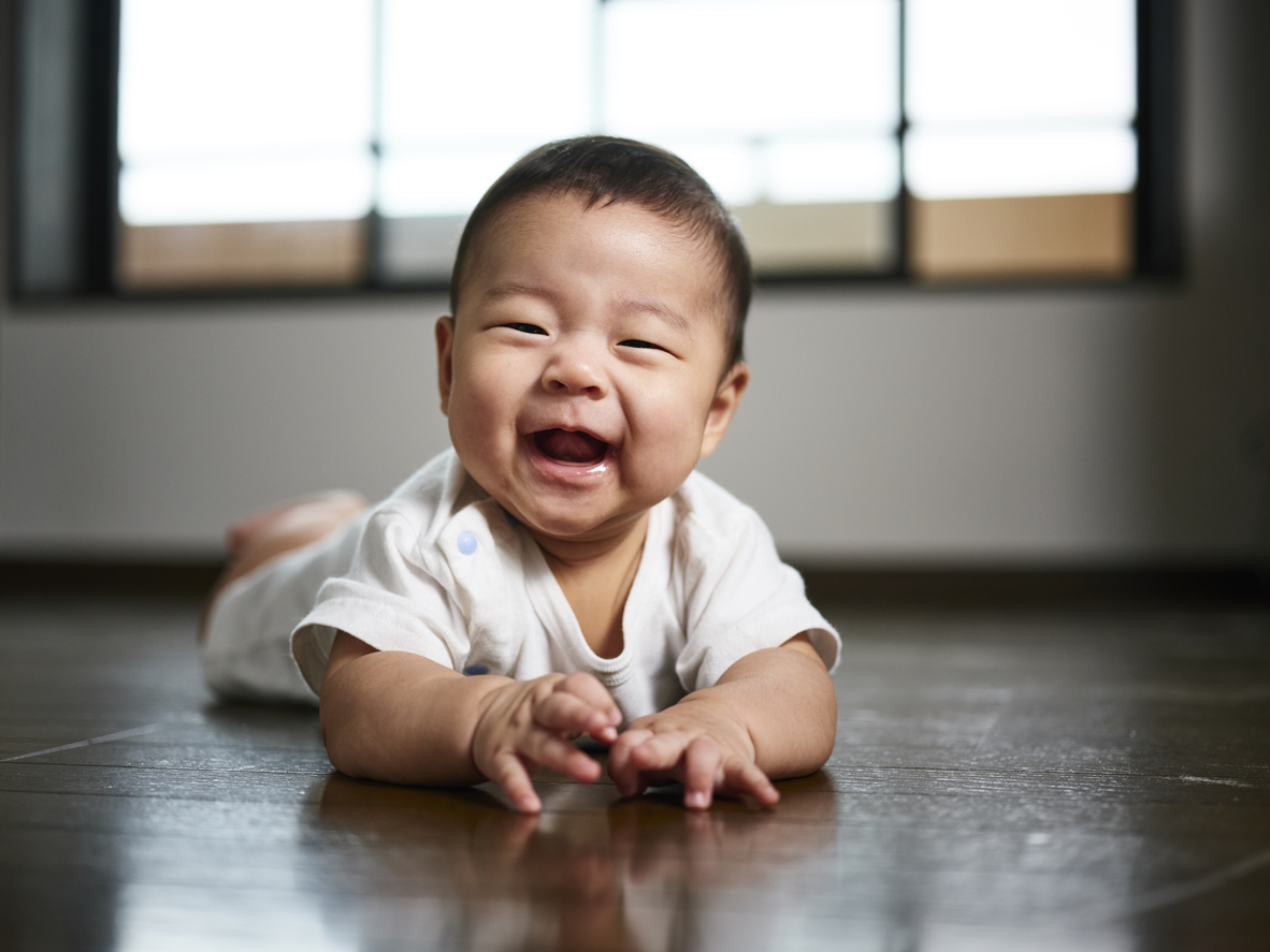 Αυτός είναι ο λόγος που τα μωρά γελούν - Και δεν είναι πάντα επειδή είναι χαρούμενα