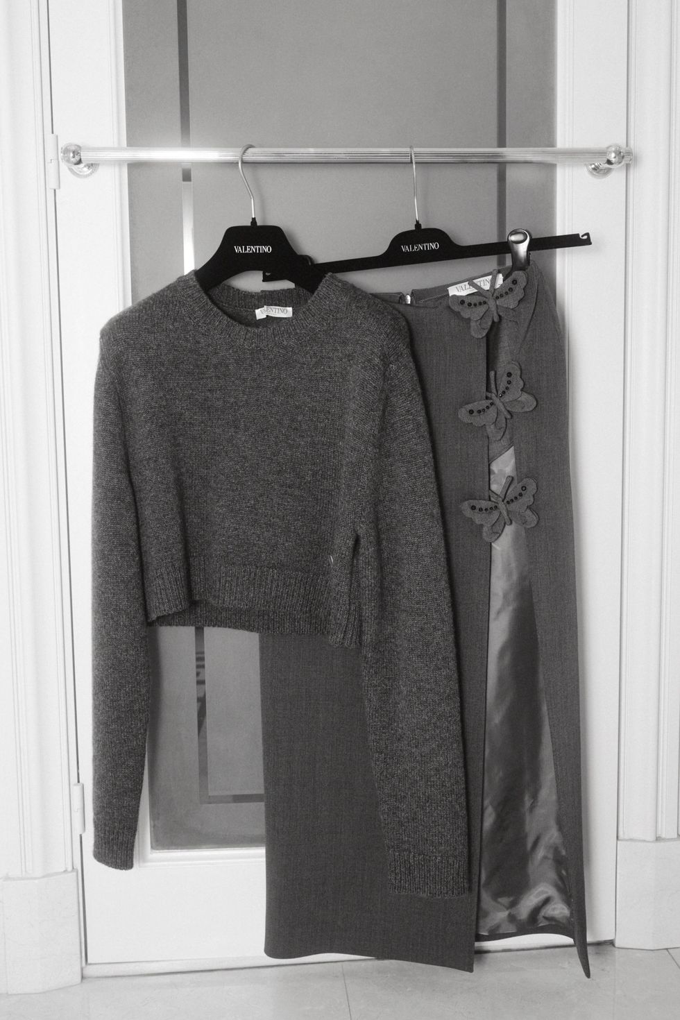 Secrets of the Stylish: Πώς προετοιμάζεται για την εβδομάδα μόδας η Rosie Huntington-Whiteley