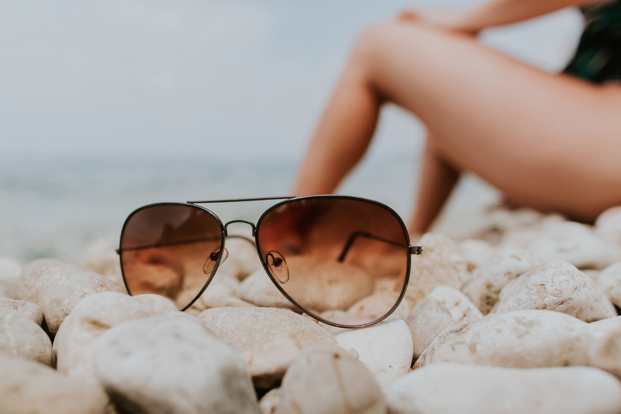 Γυαλιά ηλίου: Όλα τα tips για να επιλέξετε τα σωστά για το καλοκαίρι