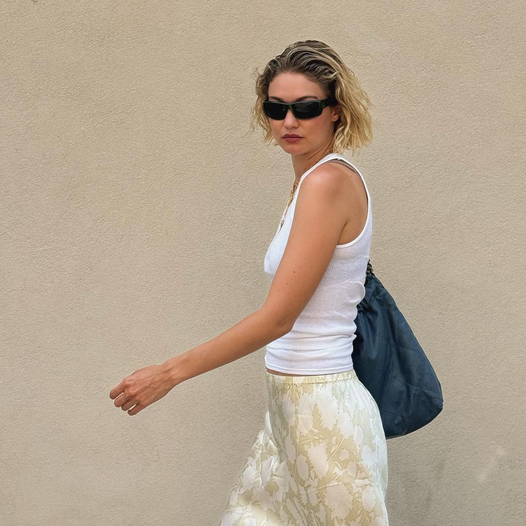 Gigi Hadid: Έτσι συνδυάζει το μπικίνι  στα beach looks της